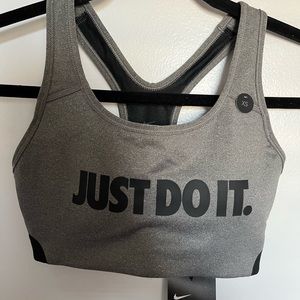 Nike pro classic swoosh sports bra